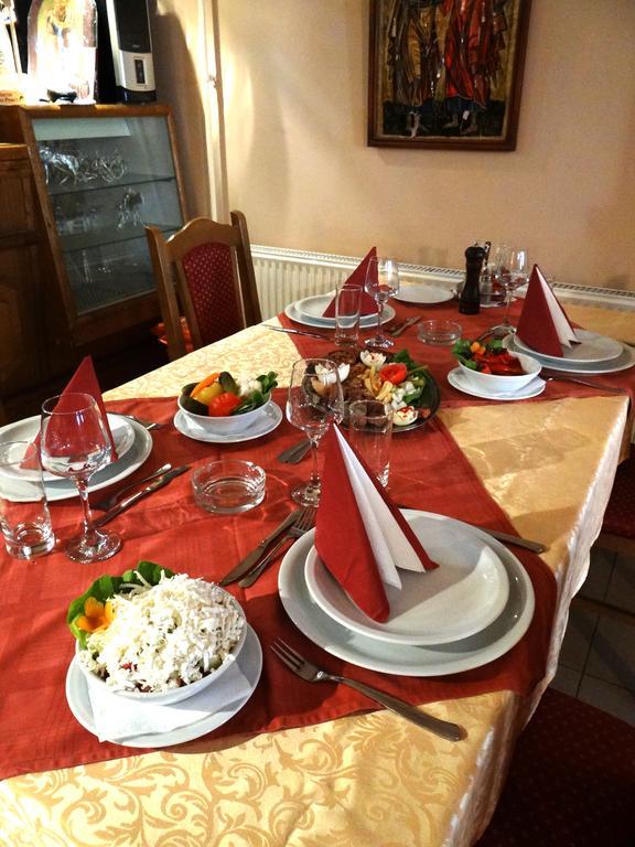 Naša Tvrđava Guest Accommodation Novi Sad Extérieur photo