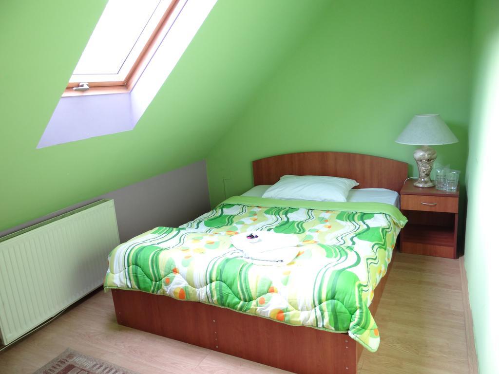 Naša Tvrđava Guest Accommodation Novi Sad Extérieur photo